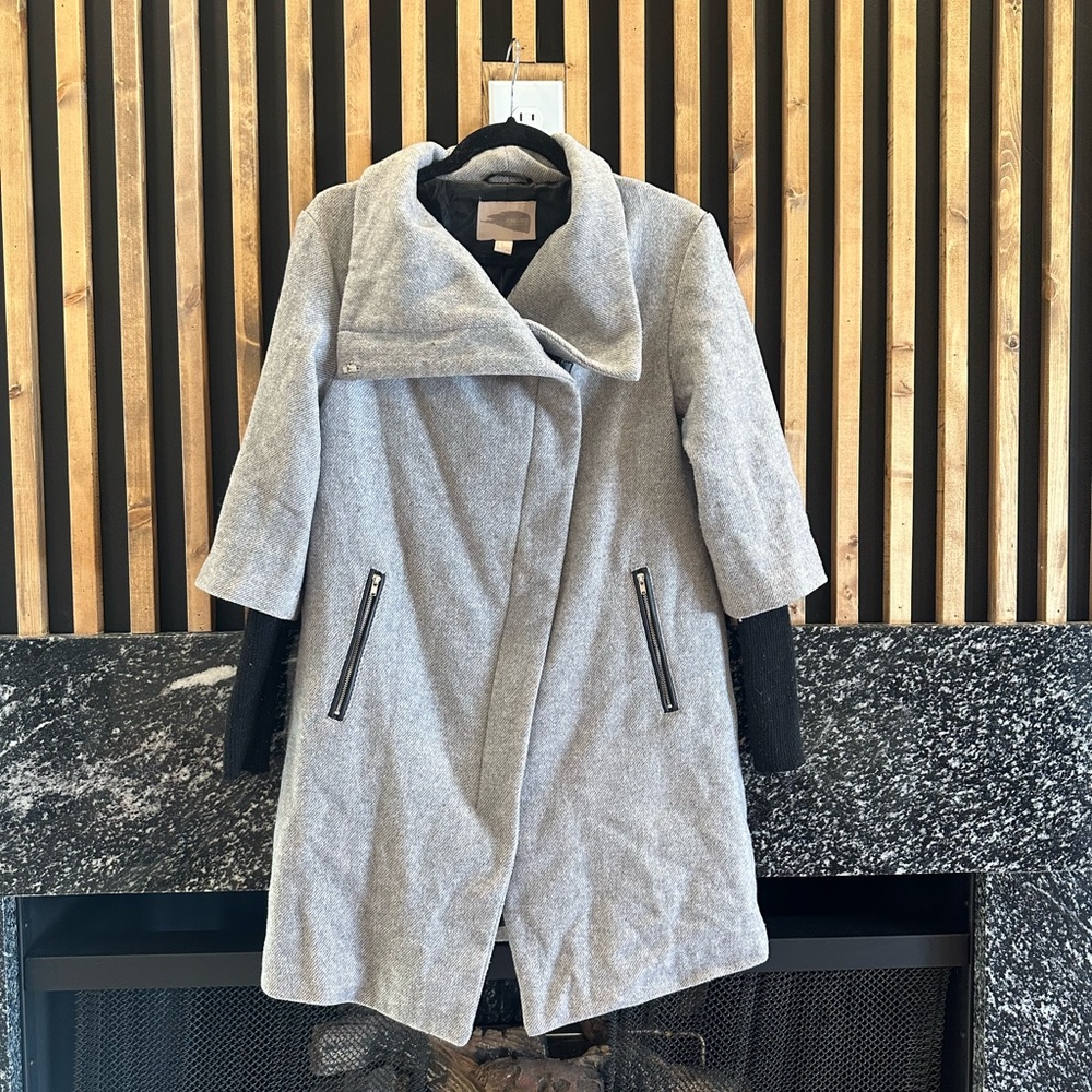 Forever 21 Gray Cape Coat with Black Details
